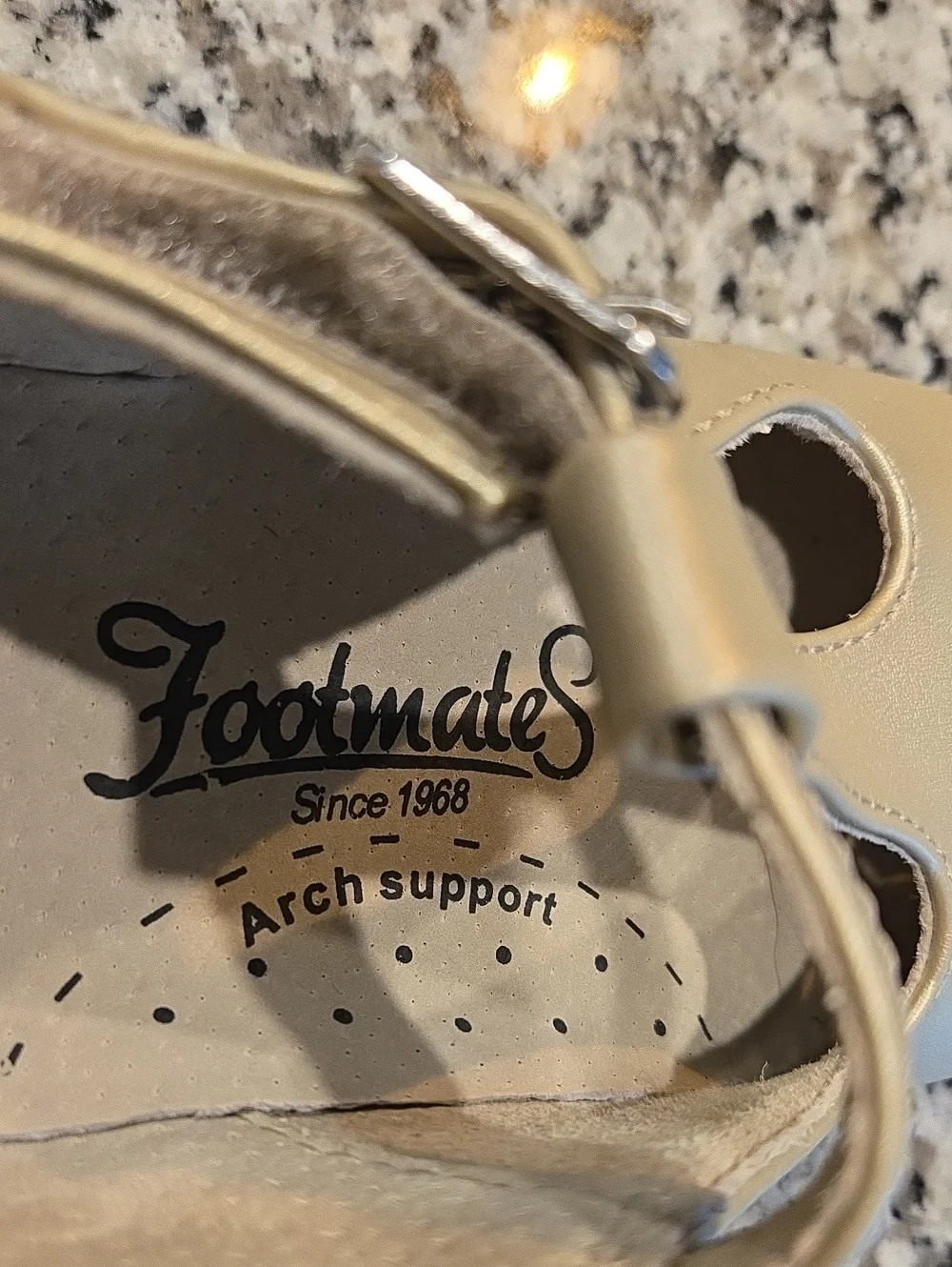 FOOTMATES 